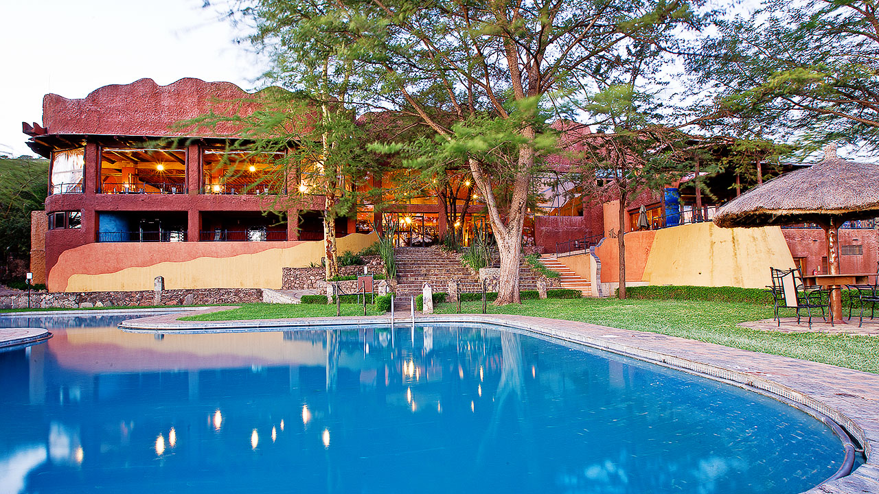 Serengeti Sopa Lodge